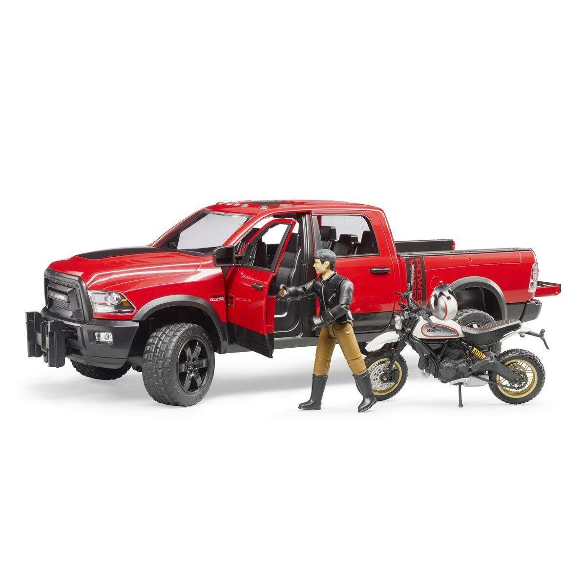 BRUDER® 02502 RAM 2500 Power Wagon mit Scrambler DuCATi Desert Sled und Fahrer