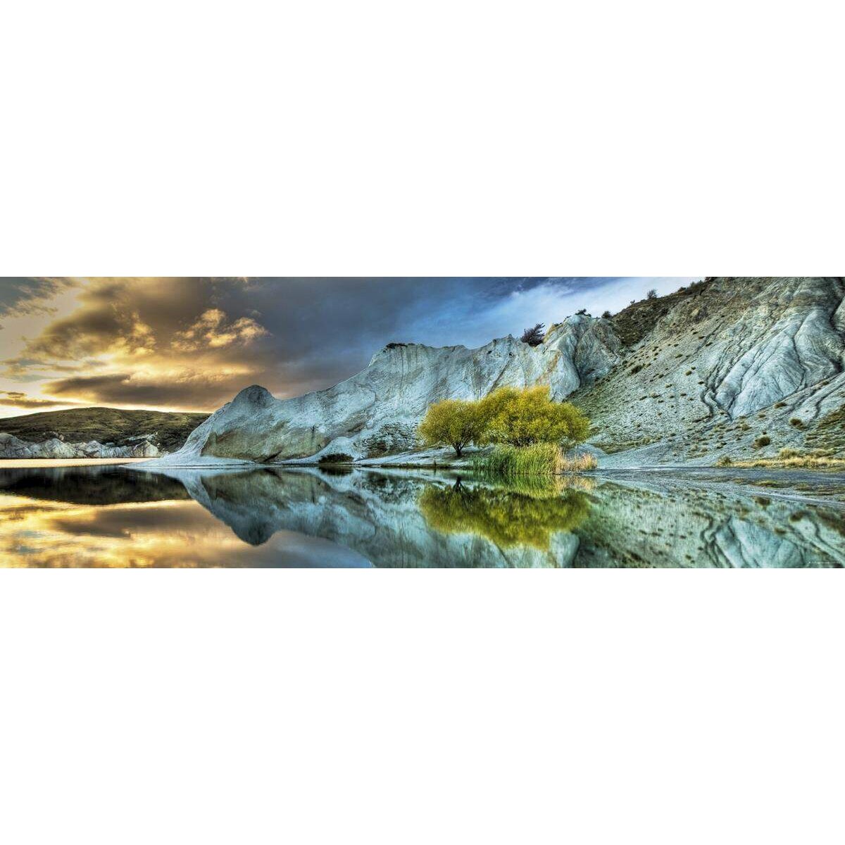 heye-blue-lake-panorama-1000-1B1537512.jpg