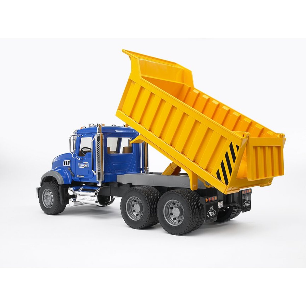 bruder-2815-mack-lkw-mit-41FBEFF73.jpg