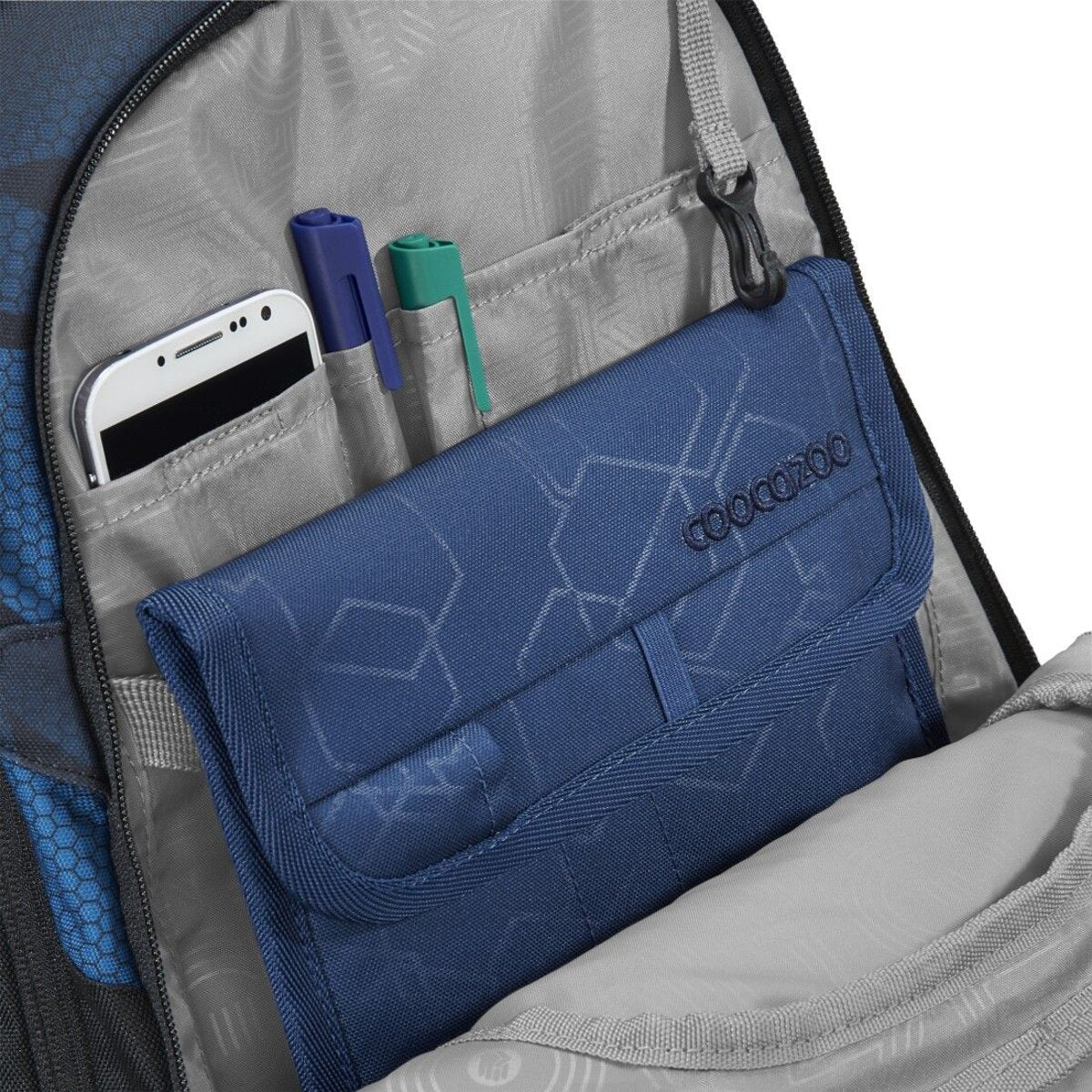 coocazoo-rucksack-porter-electric-ice-EC0C7B0C5.jpg