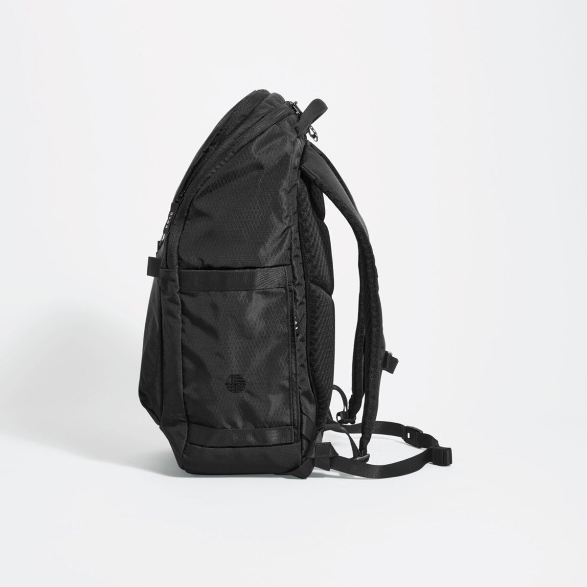 eoto-rucksack-easy27-schwarz-7FF132262.jpg