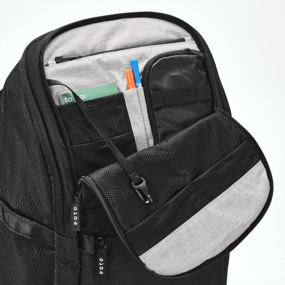 eoto-rucksack-easy27-schwarz-7FF132266.jpg