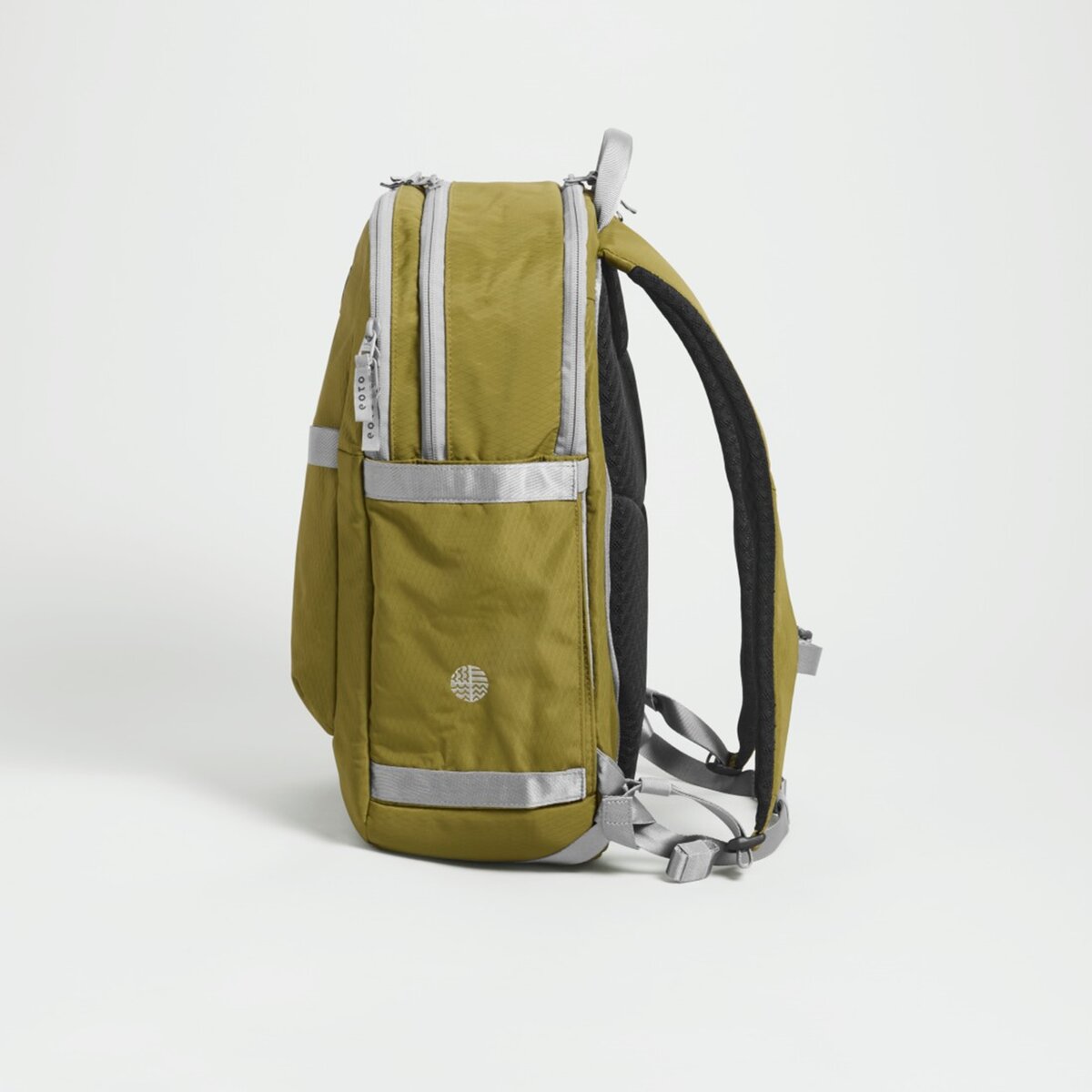 eoto-rucksack-tidy22-olivgruen-A8E76FDD2.jpg
