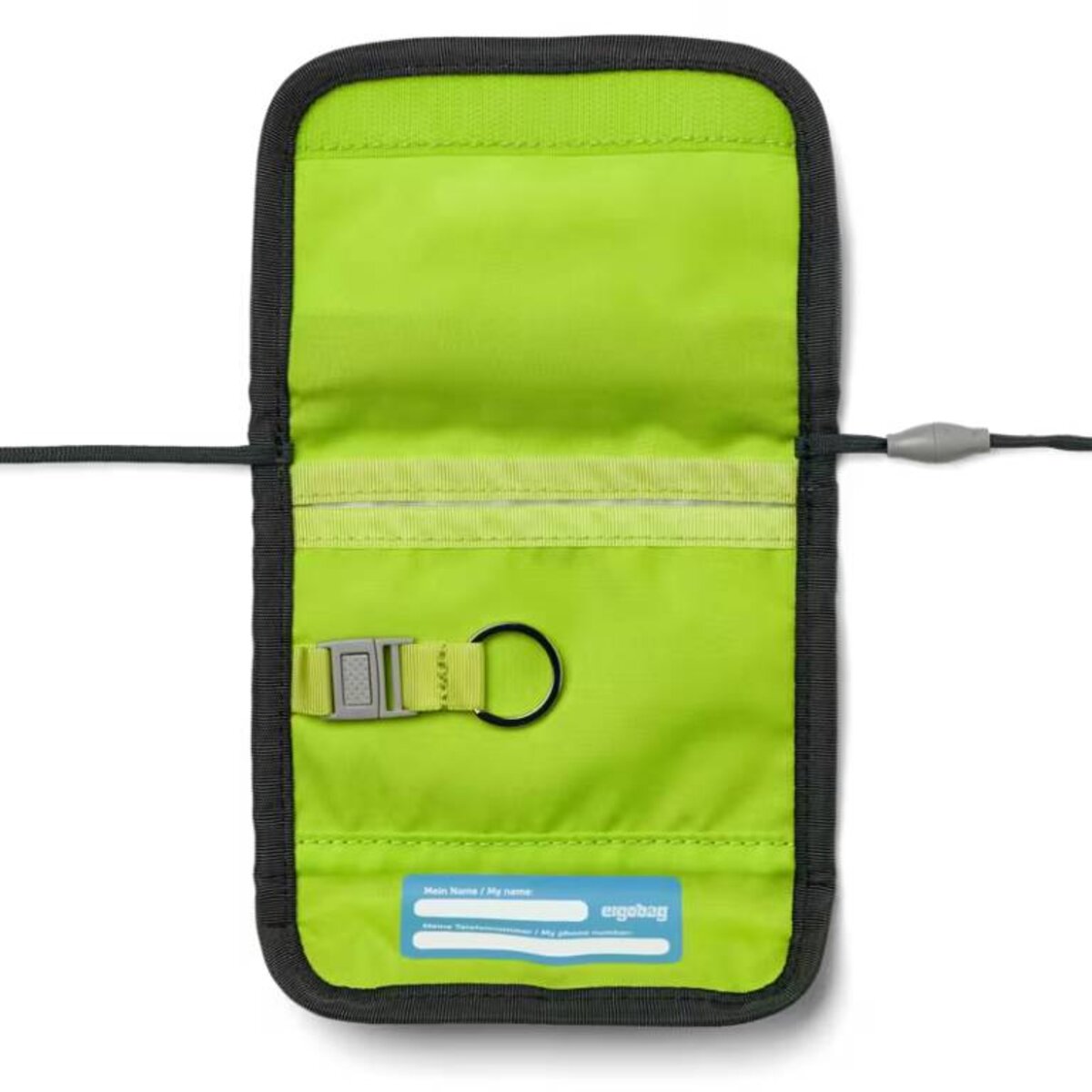 ergobag-brustbeutel-maehdreschbaer-schwarz-grau-B8C3B4273.jpg