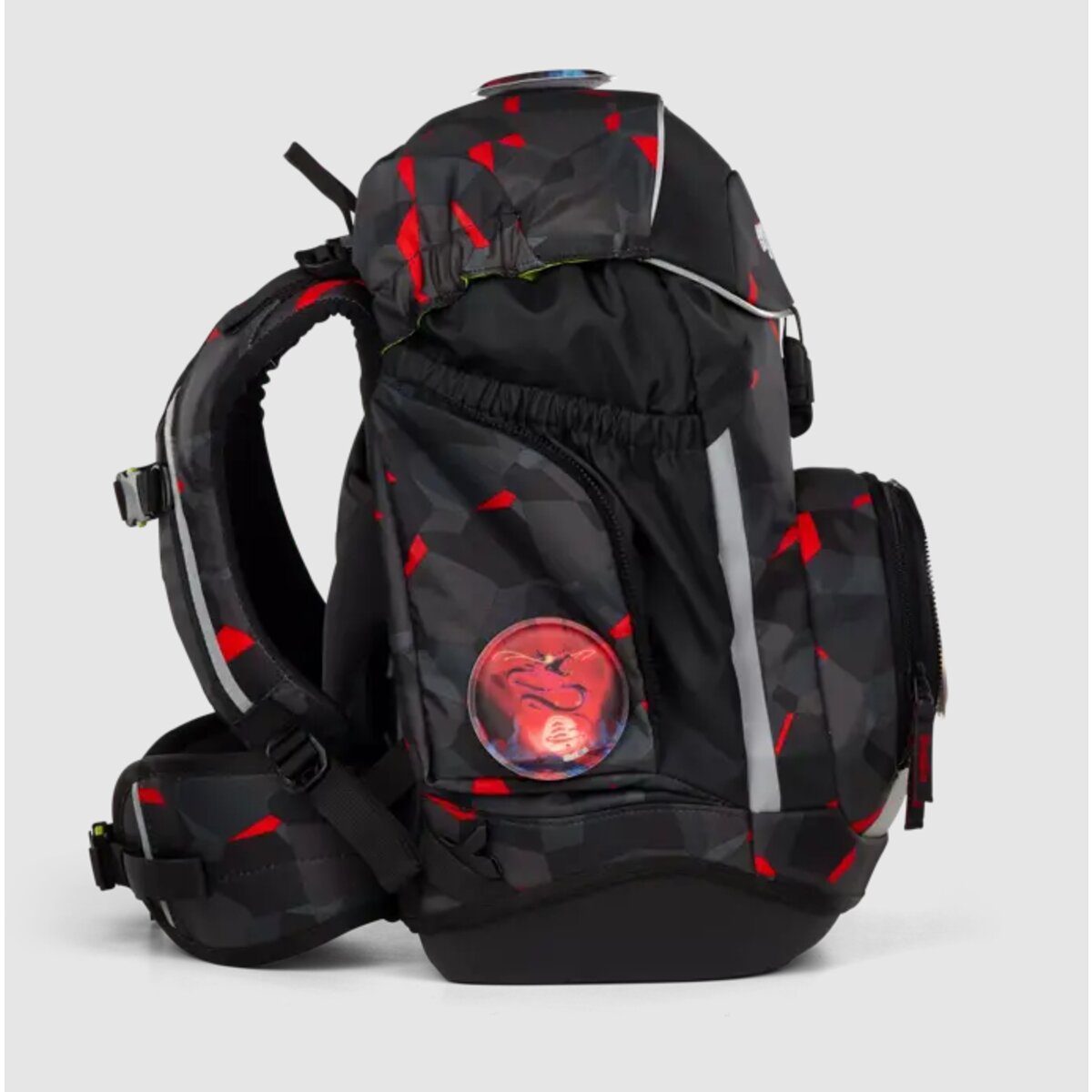 ergobag Pack Set Schulrucksack-Set TaekBärdo, 6-teilig Grau, Rot 20 Liter 2025