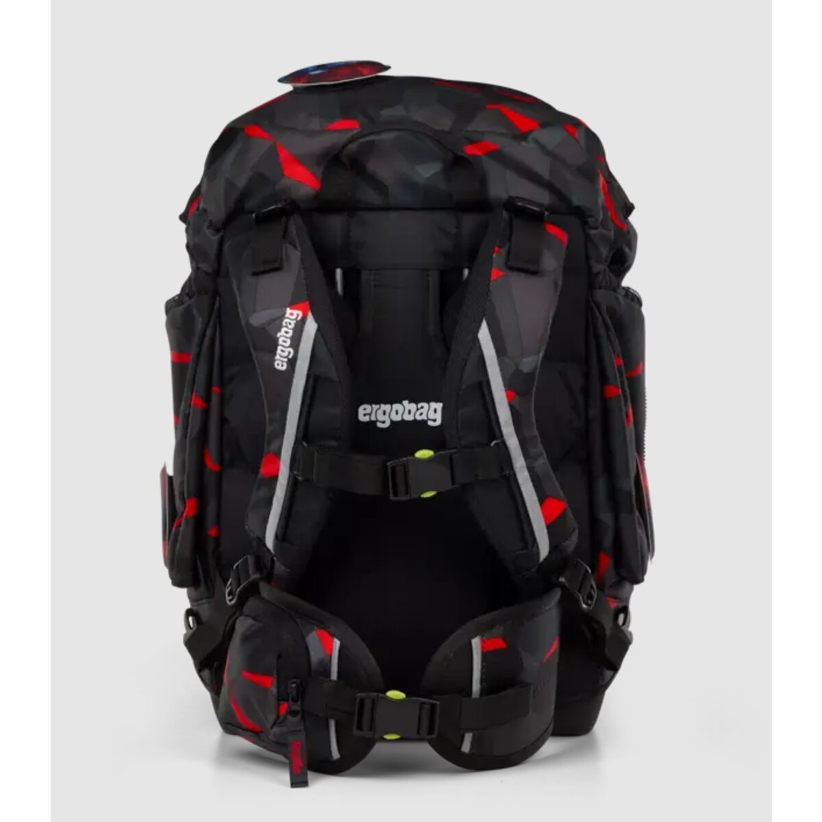 ergobag Pack Set Schulrucksack-Set TaekBärdo, 6-teilig Grau, Rot 20 Liter 2025