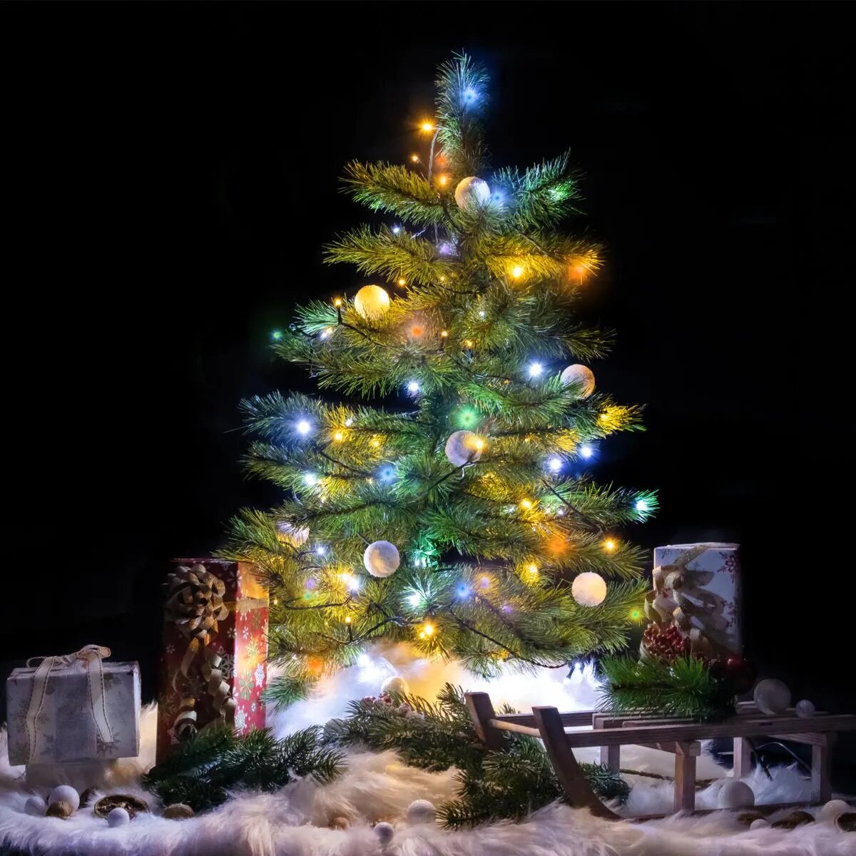 Idena LED Lichterkette 200er, bunt, innen und außen