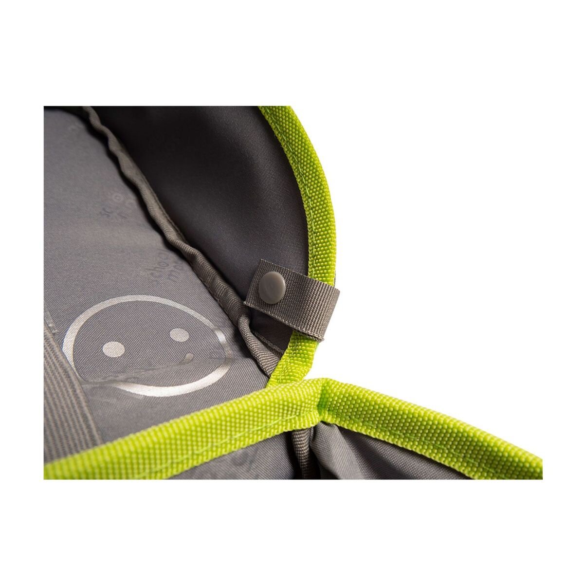 school-mood-neoncap-hero-air-686A5B343.jpg
